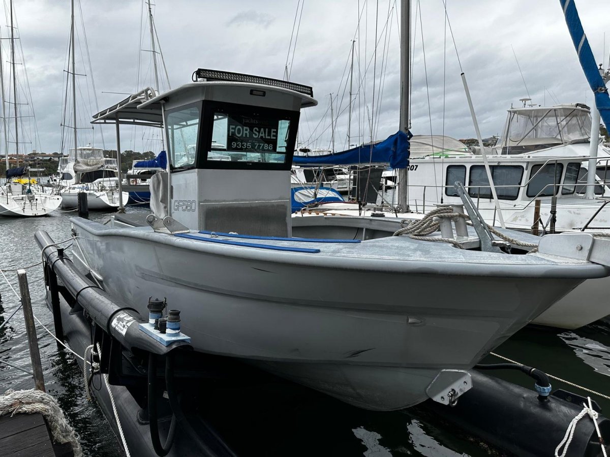 Redline 6.7m Jetboat
