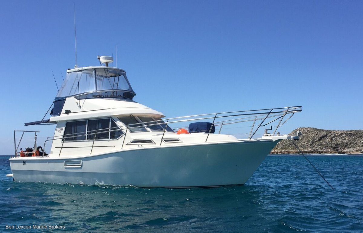 Steber 36 Flybridge DIVE CHARTER VESSEL - ALL OFFERS WILL BE PRESENTED