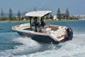 Robalo R222 Centre Console