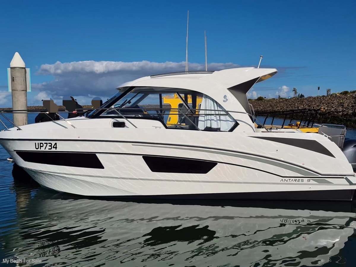 Mediterranean - European Luxury Cruiser. Bow & Stern Thrusters