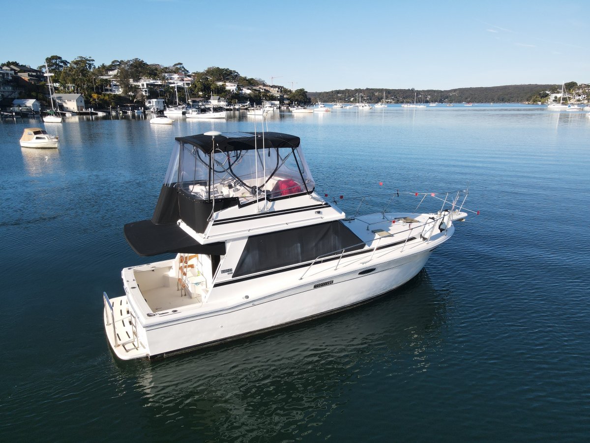 Mariner 3400 Flybridge