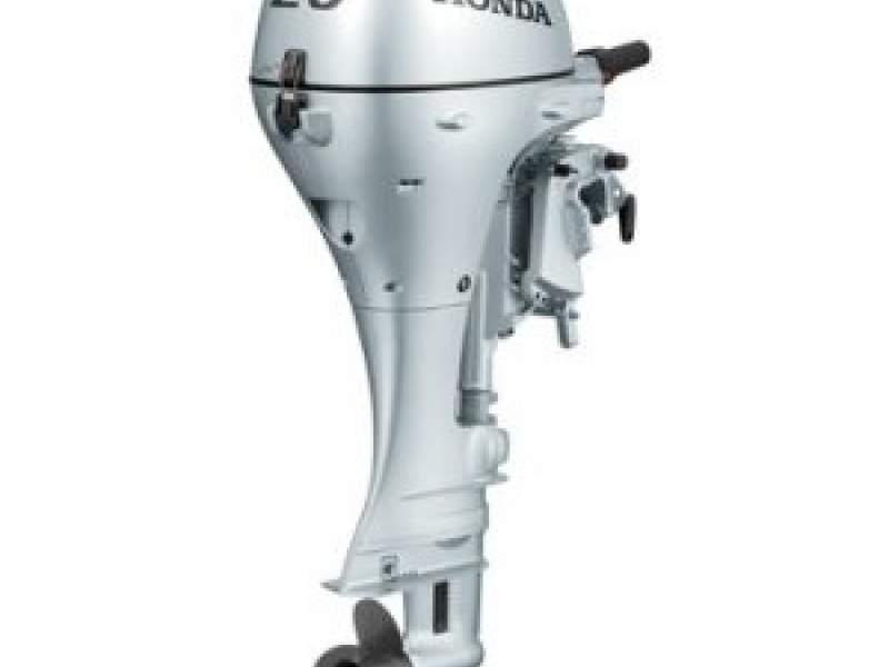 HONDA PORTABLE OUTBOARDS / 15- 20HP