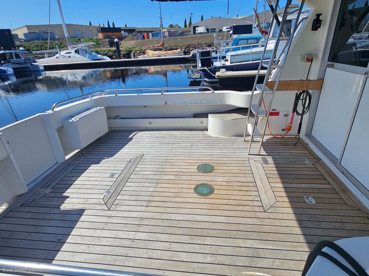 Steber 36 Flybridge Aquarius
