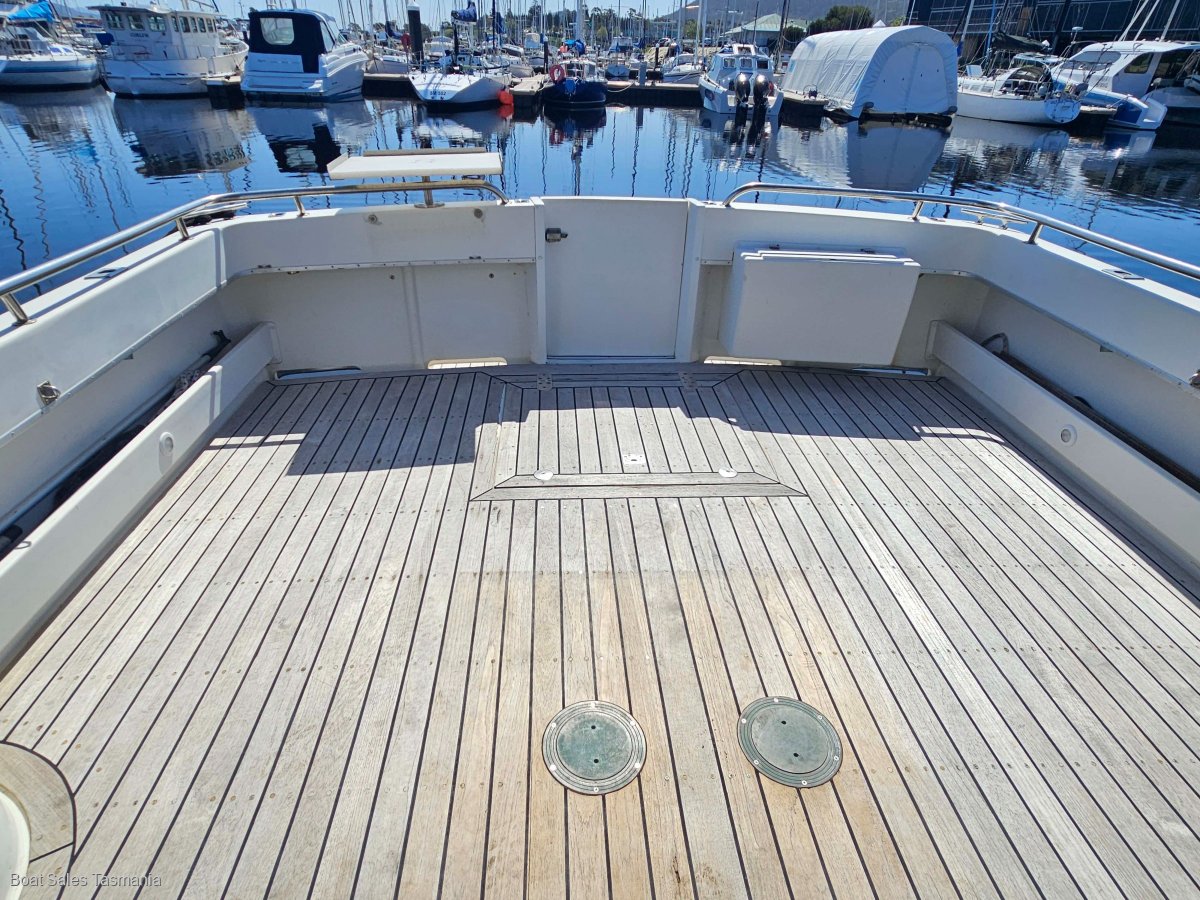Steber 36 Flybridge Aquarius