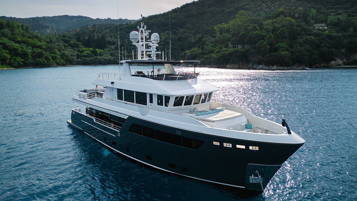Cantiere Delle Marche Darwin 102