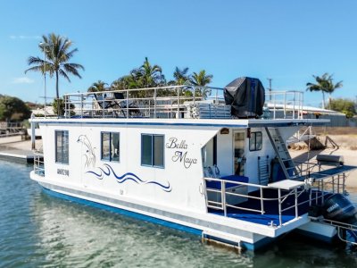 Luxury Afloat 12m House Boat