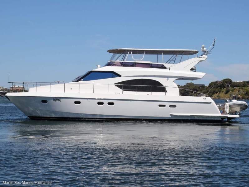 Ocean Force 54 Flybridge Cruiser with Three Cabins and Two Bathrooms