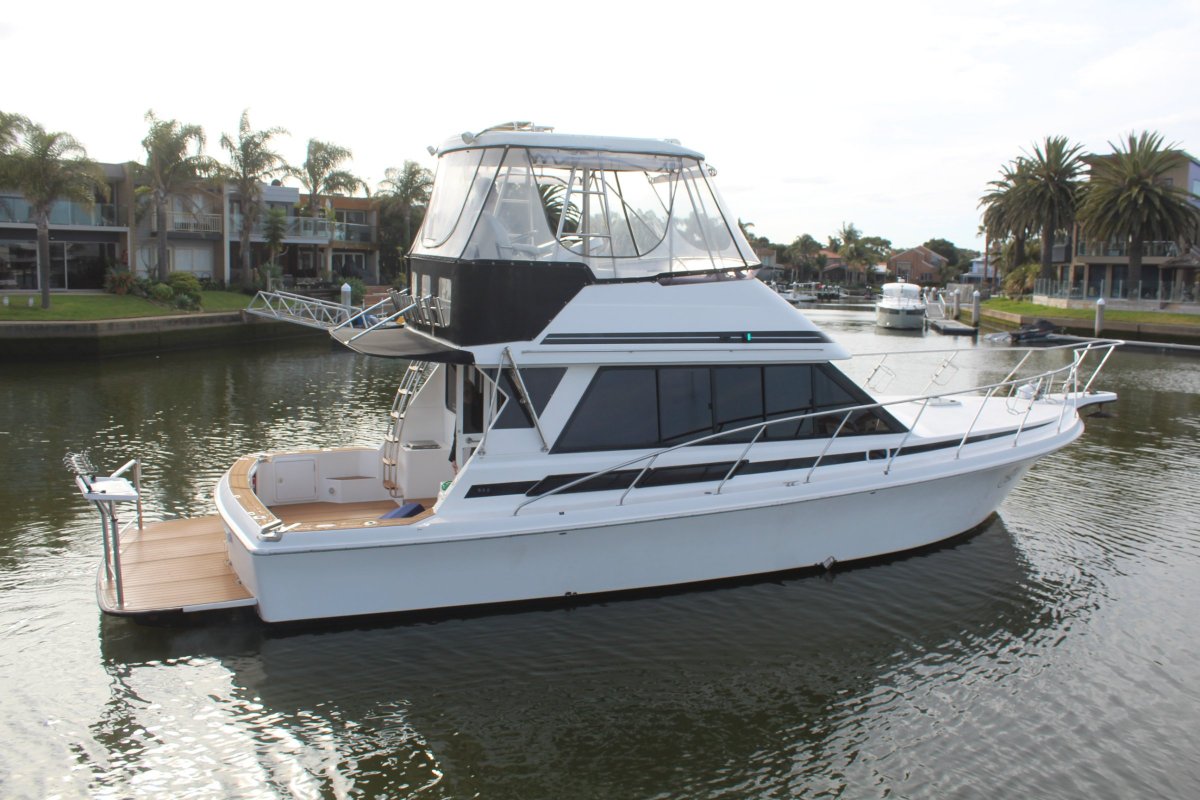 Capricorn Classic 38