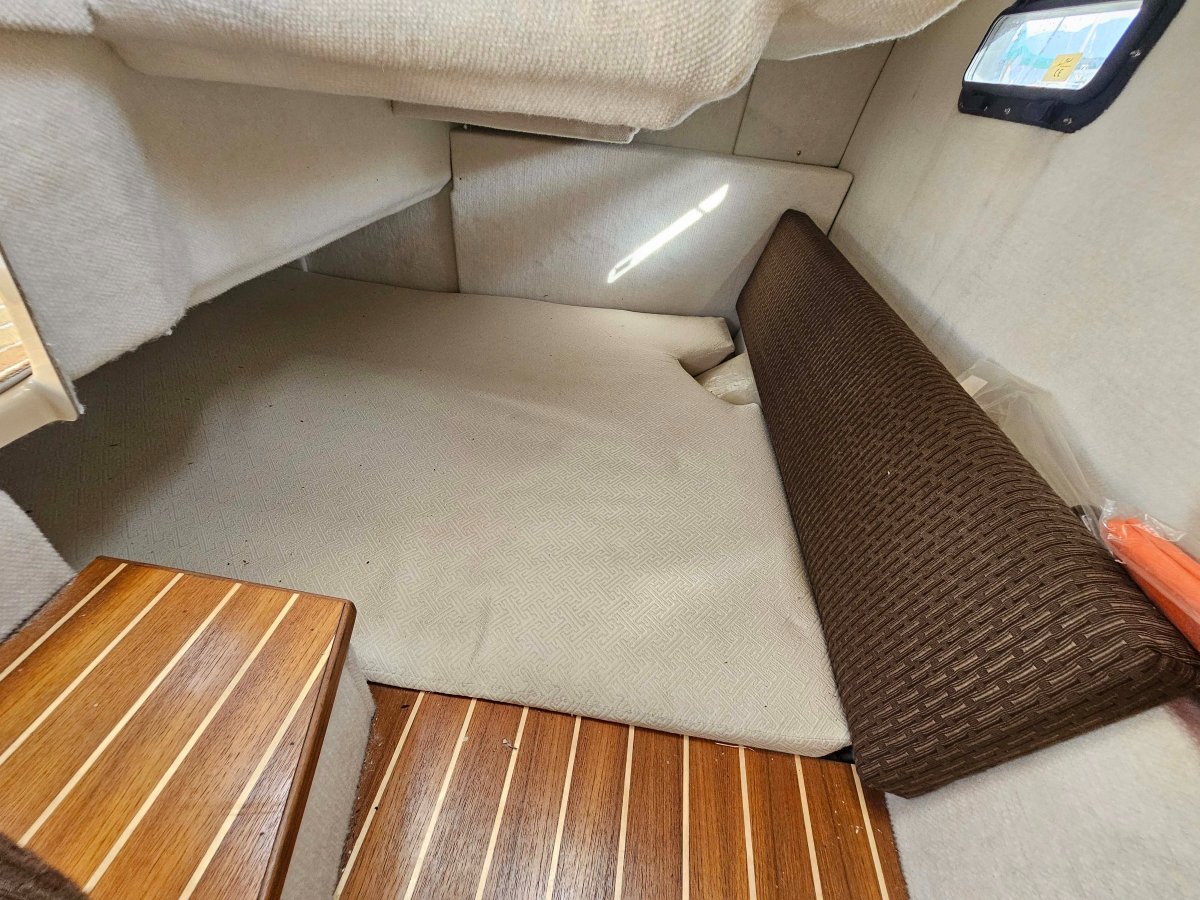 Cutwater 28 Sedan Cruiser – *** PRICED TO SELL ***