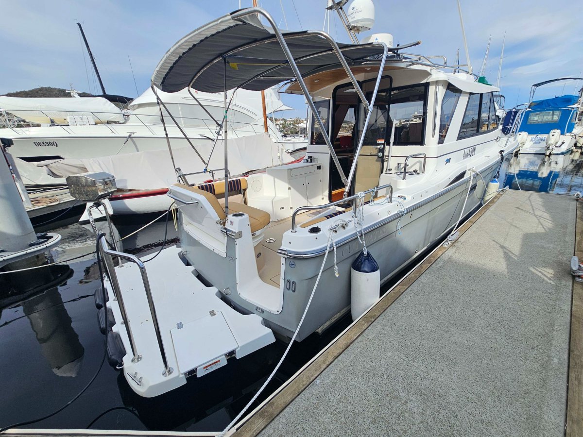 Cutwater 28 Sedan Cruiser – *** PRICED TO SELL ***