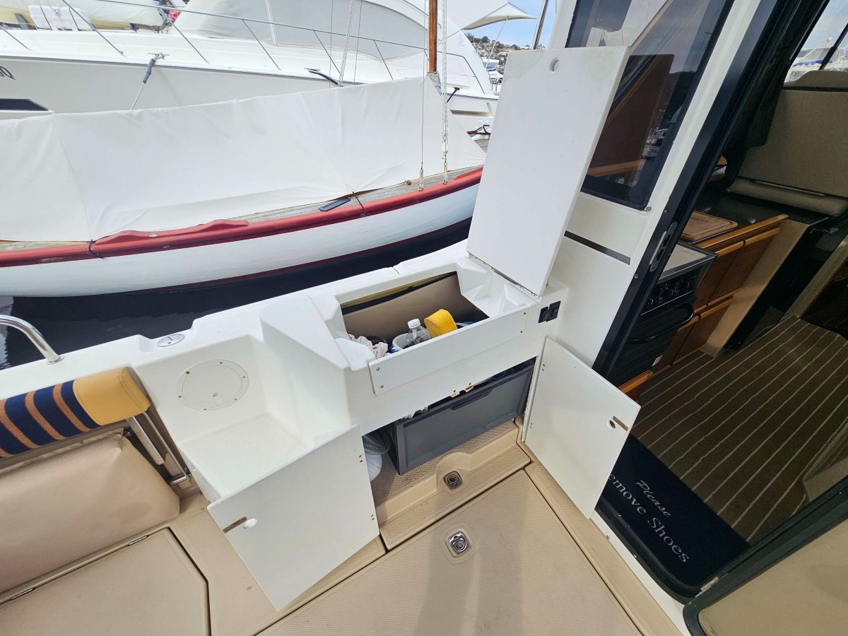 Cutwater 28 Sedan Cruiser – *** PRICED TO SELL ***