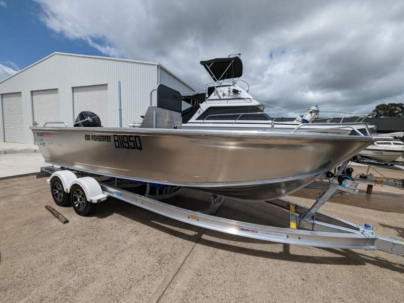 Quintrex 600 Fishseeker BCM Custom Console Mercury 75hp Tandem Alloy iBeam