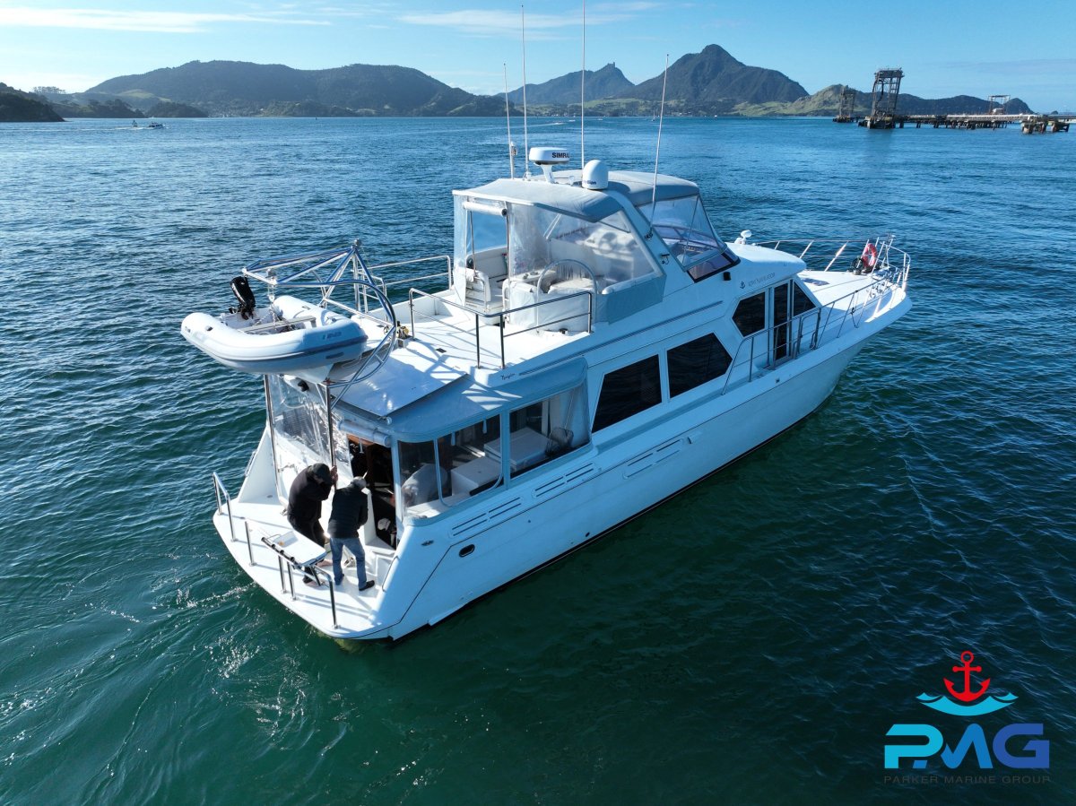 Navigator 5300 Classic Pilothouse