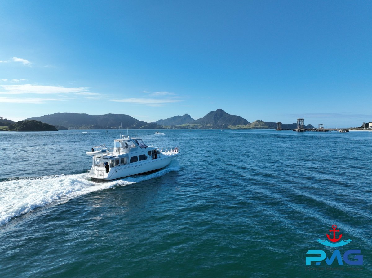 Navigator 5300 Classic Pilothouse