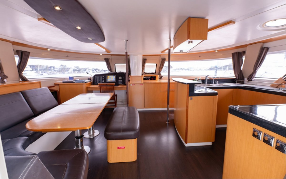 Fountaine Pajot Salina 48 Evolution
