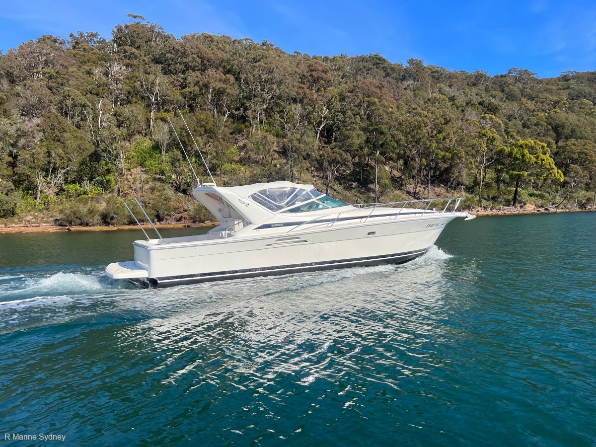 Riviera 4000 Offshore