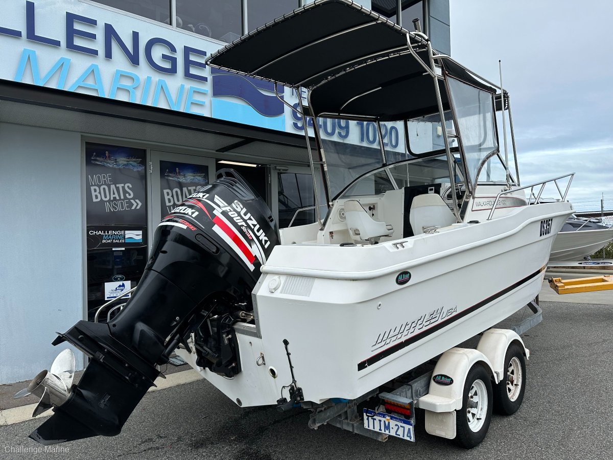 Whittley 2100 Walkaround - 150 HP 4 stroke showing 360 hours