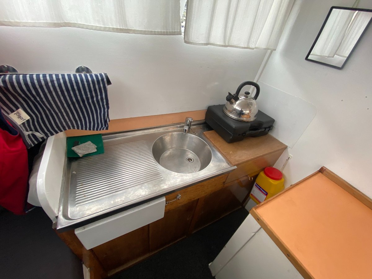 Custom Motor Sailer Peacemaker – OWNER SAYS SELL