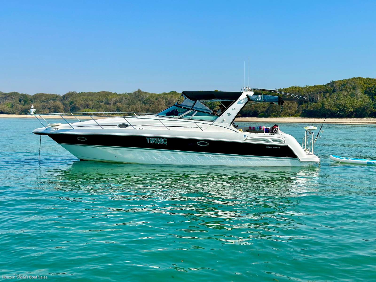Mustang 3800 Sportscruiser