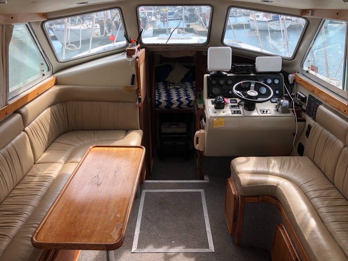 Randell 34 Big Volume Boat Volvo Diesels (Coffs Harbour NSW)