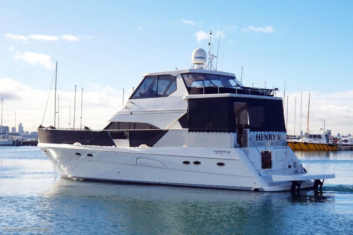 Kingfisher 56 Royale - 4 CABIN LAYOUT