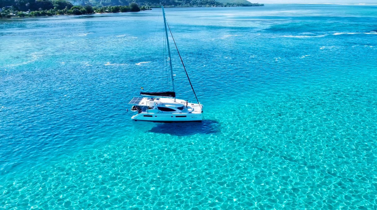 Leopard Catamarans 48 Owners Version image