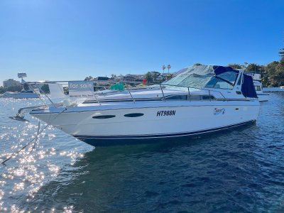 Sea Ray 340 Wide Body Express Crusier