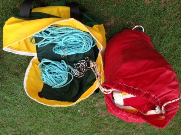 TASMAN 15 Para Anchor and all equipment:All required lines are included