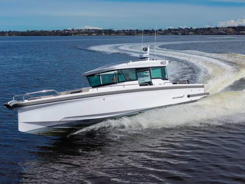 Axopar 37 Cross Cabin *60 hours from new*
