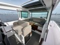 Axopar 37 Cross Cabin *60 hours from new*