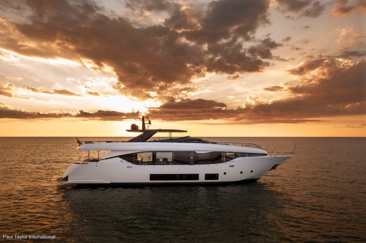 Maiora 30M Walk Around - Italian built SUV's