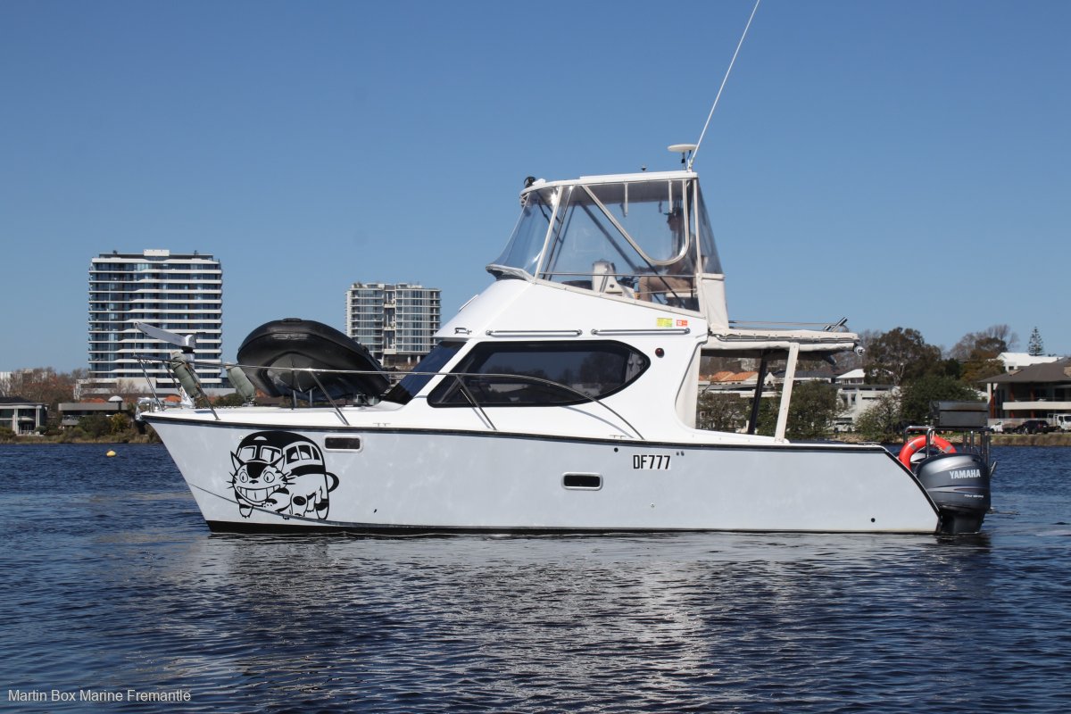 Silver Tiger 10M with Twin Yamaha 4 Stroke Outboards