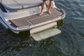 New Sea Ray 280 SLX Sterndrive:Swim step