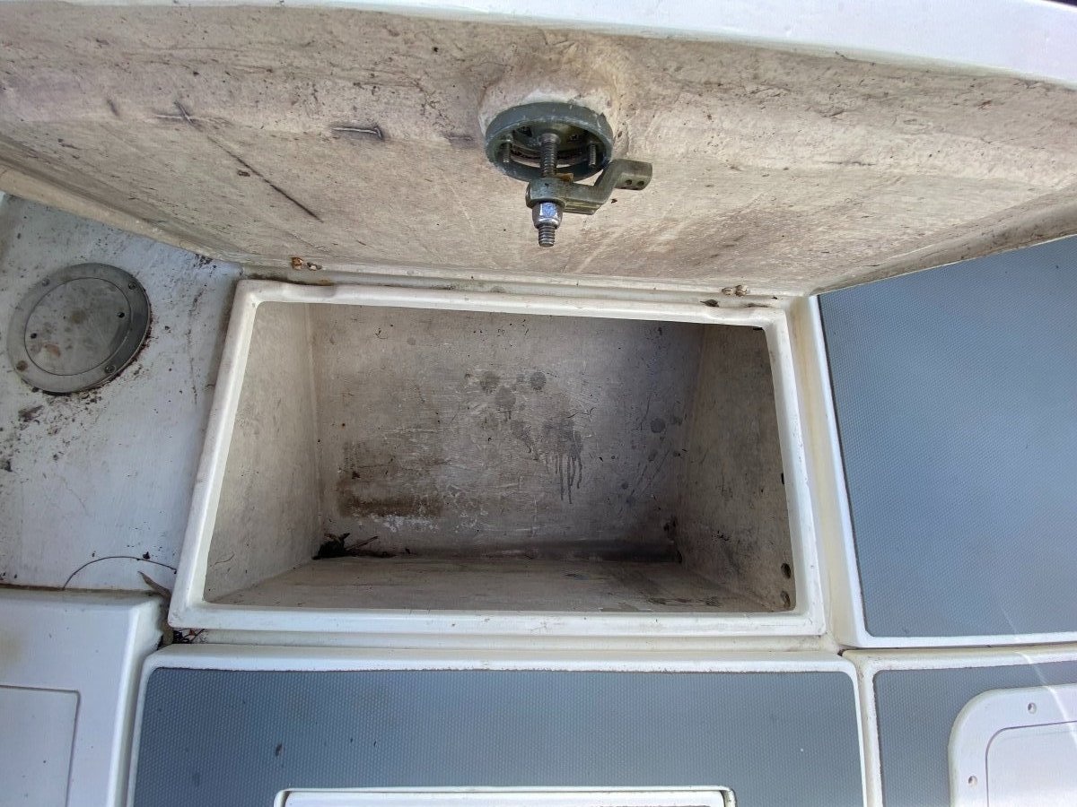 Black Watch 25 Centre Console