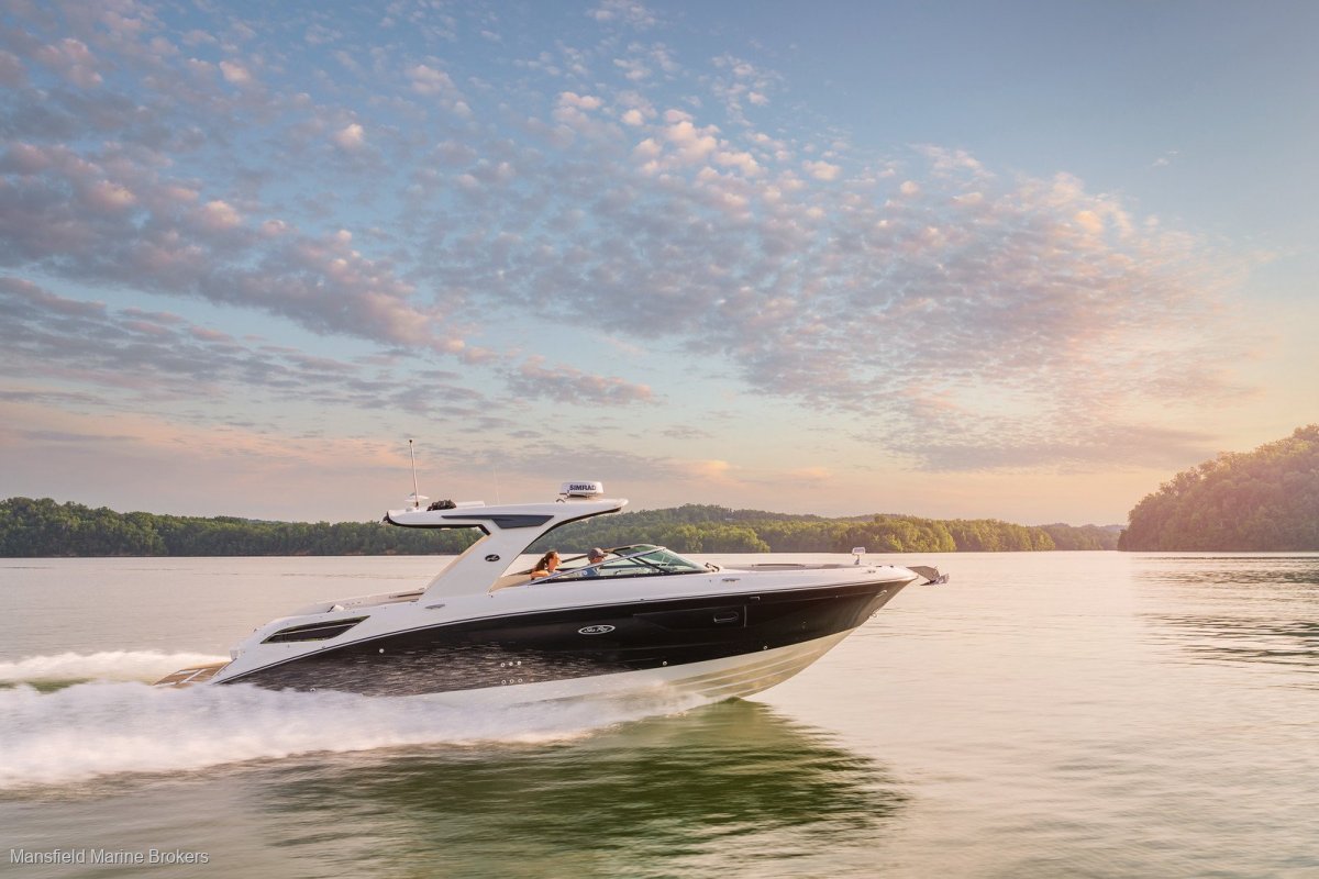 New Sea Ray 350 SLX