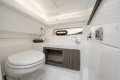 New Sea Ray 350 SLX