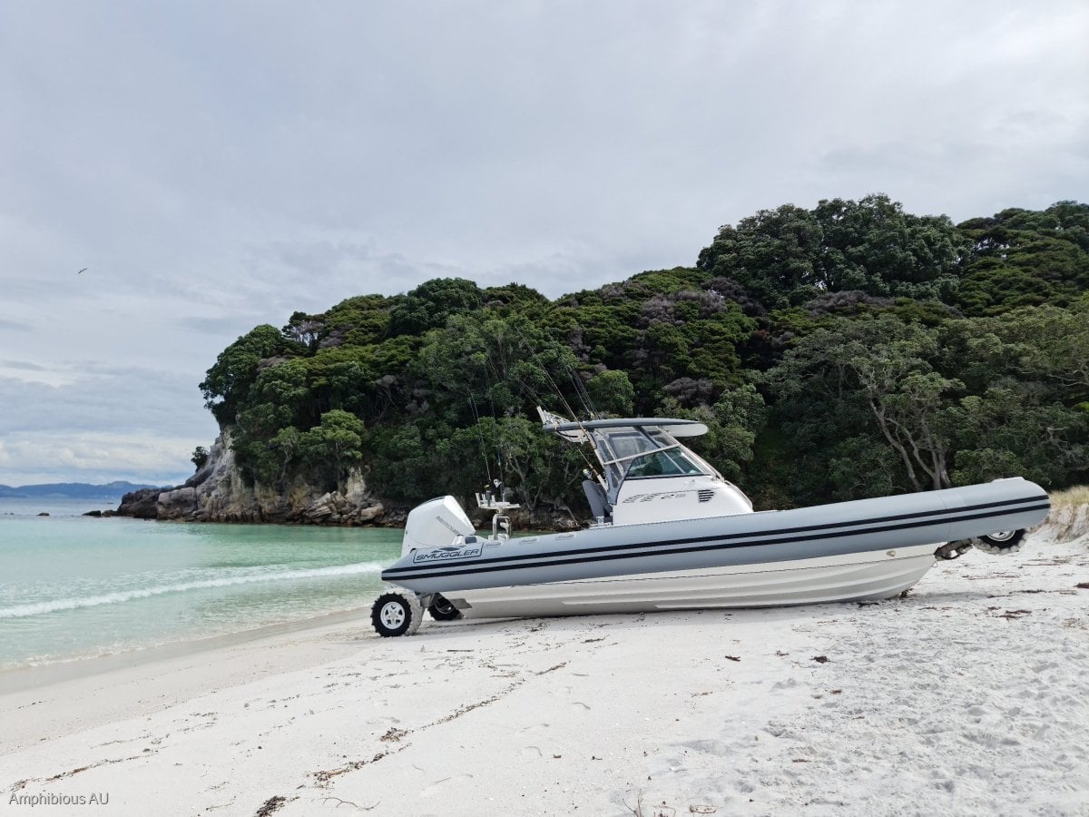 New Smuggler Strata 800 Mid Cabin Amphibious All Wheel Drive. RIB.