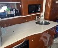 Sea Ray 350 Sundancer:Galley