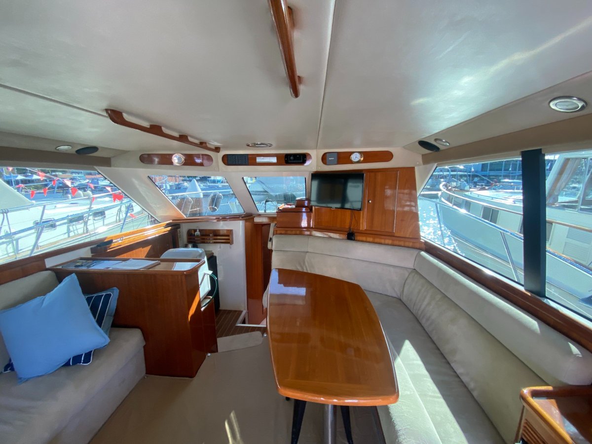 Riviera 40 Platinum *** OWNER SAYS SELL ***