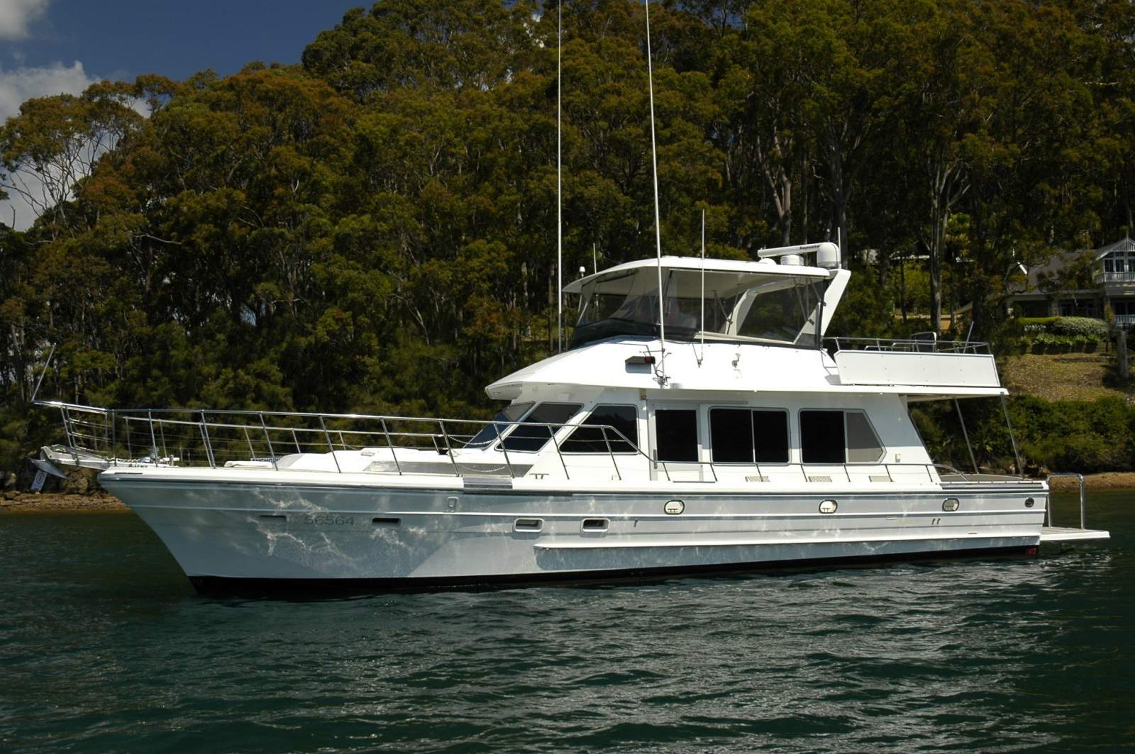 Ranger 52 Flybridge Cruiser