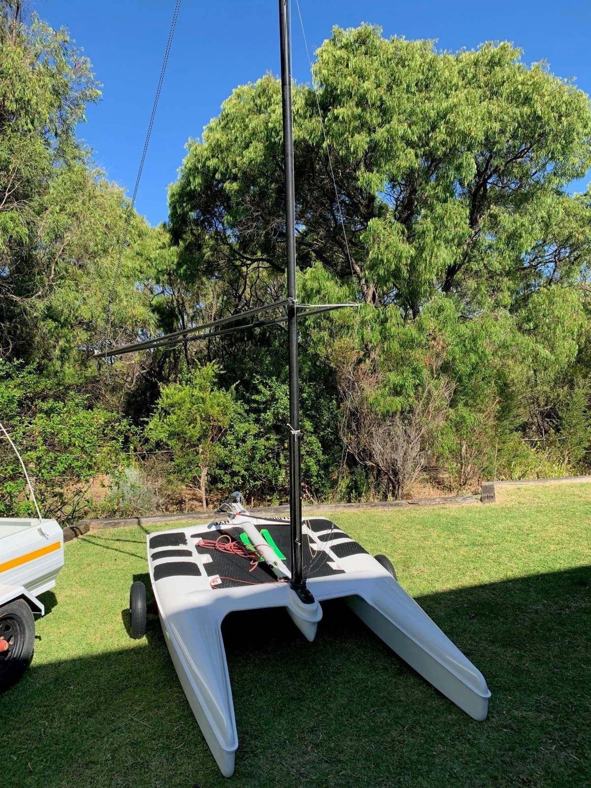 Ufo Foiling Catamaran