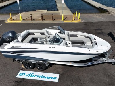 Hurricane Sundeck 217