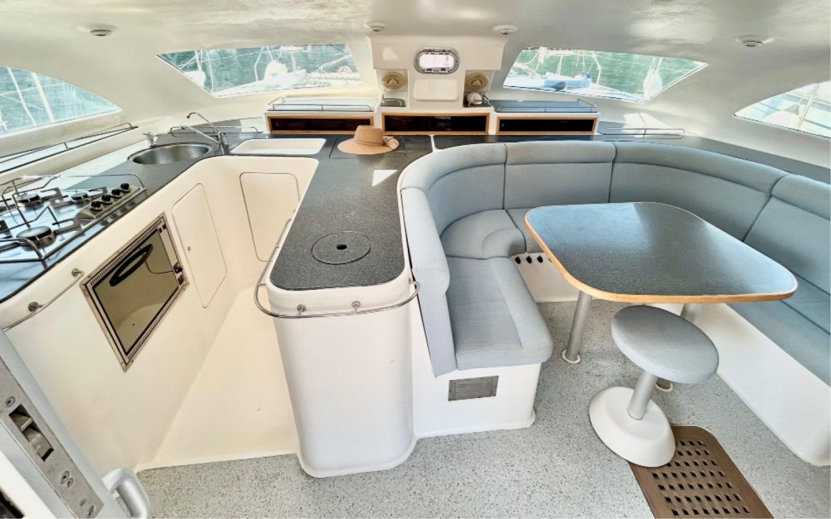 Maxim 380