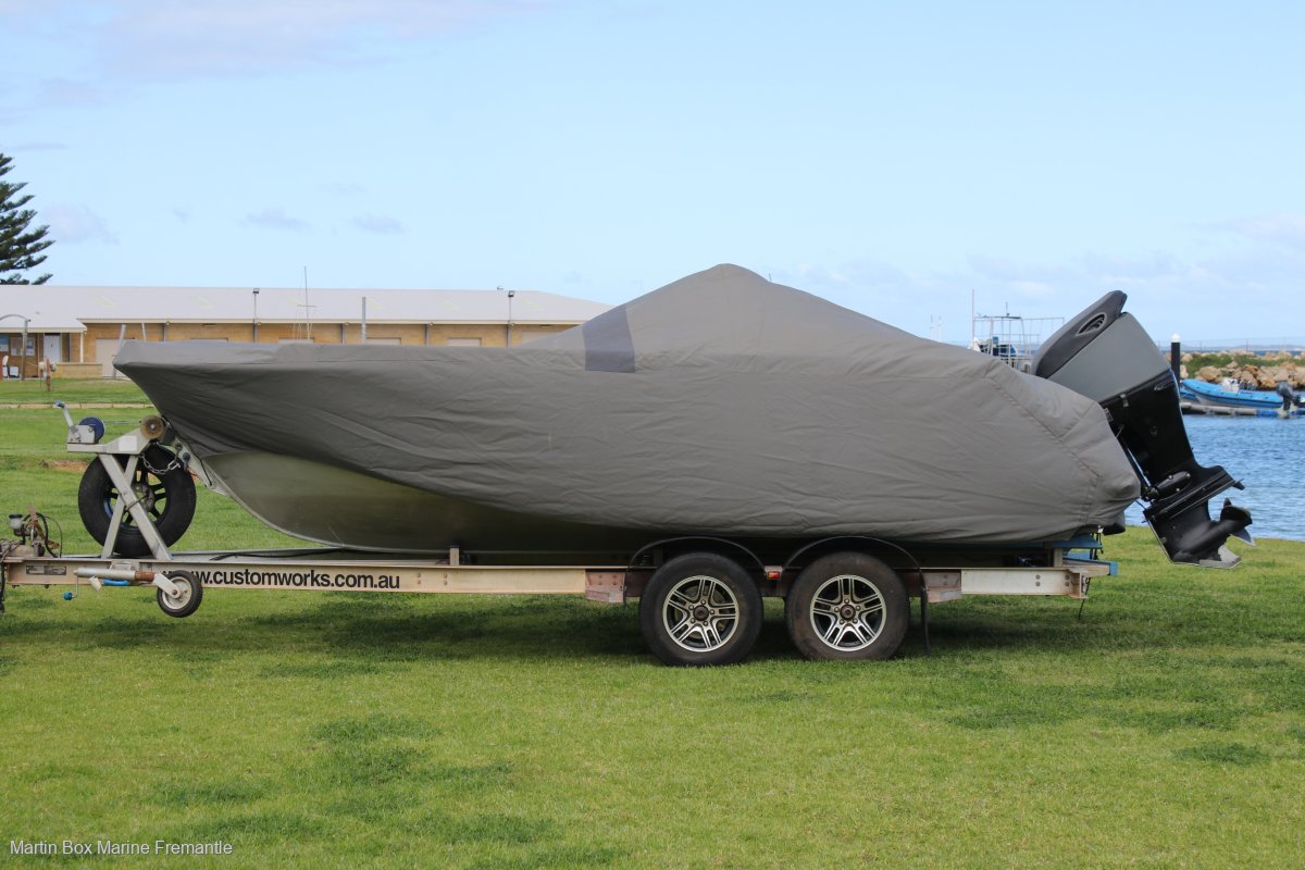 Plate Alloy Australia 5.35 Adventurer Centre Console Super Yacht Tender