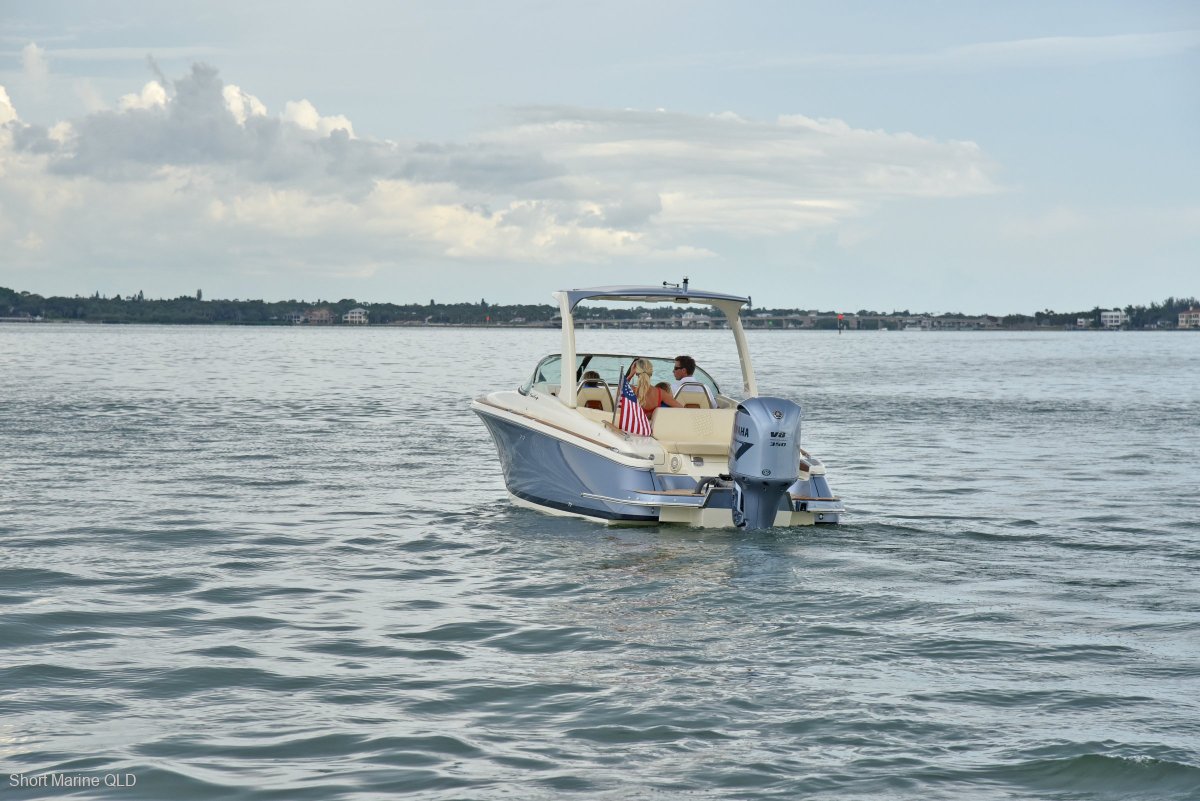 Chris Craft Launch 28GT