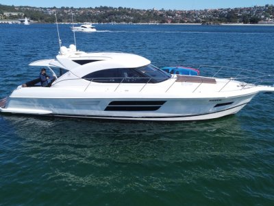 Riviera 5000 Sport Yacht 2015 Model Series II