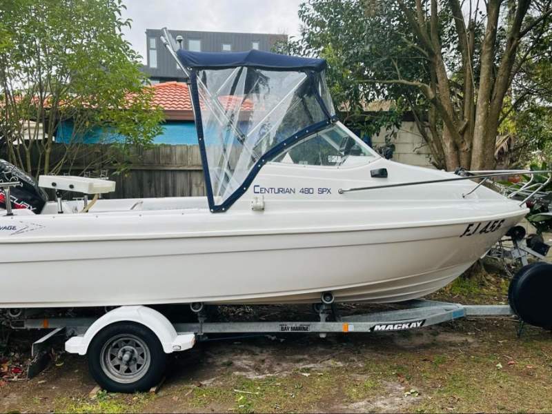 Savage 480 Centurian Cuddy Cabin
