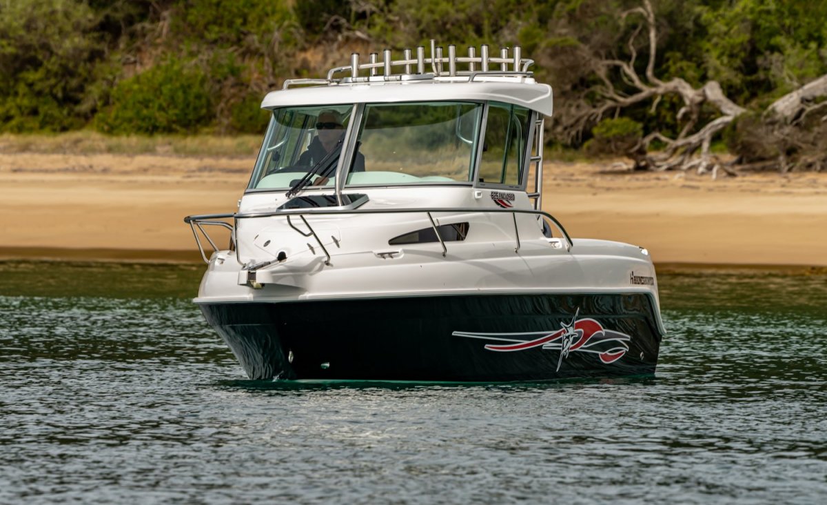 Haines Hunter 625 Enclosed