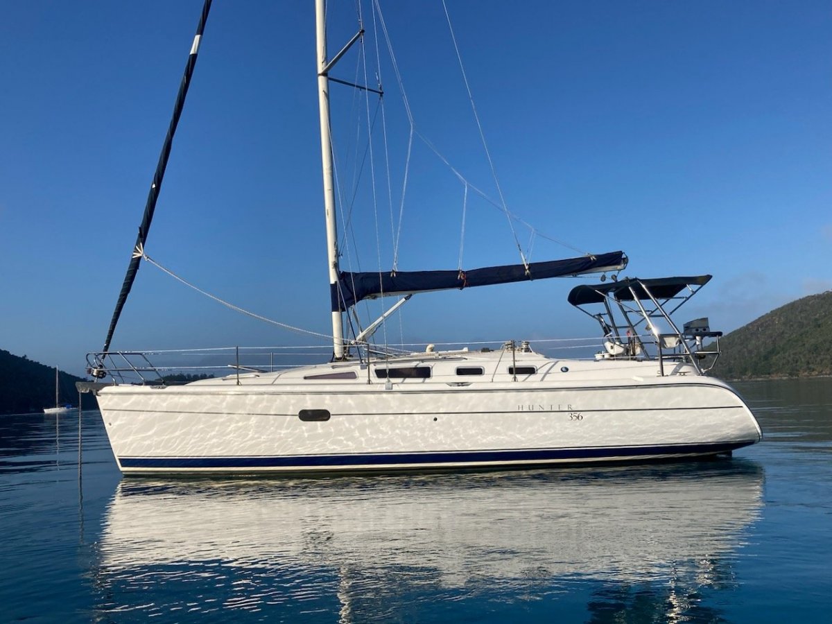 Hunter 356