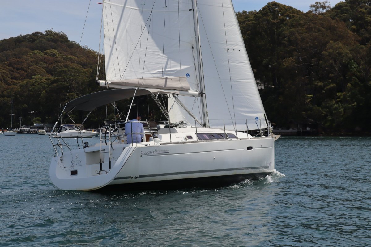 Beneteau Oceanis 34